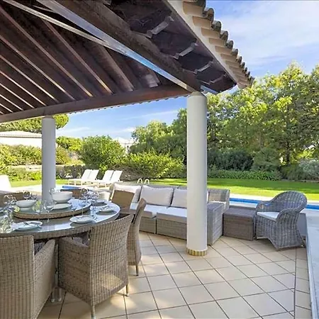 Aldeia Das Acoteias Sleeps 8 With Pool Air Con And Wifi