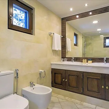 Aldeia Das Acoteias Sleeps 8 With Pool Air Con And Wifi *